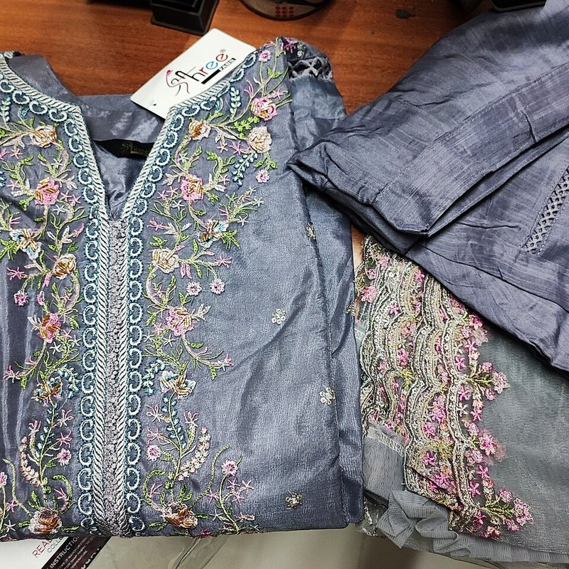 Women's Clothing